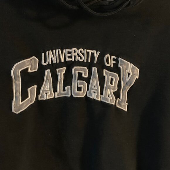 UNIVERSITY OF CALGARY WOMENS HOODIE - Picture 2 of 3